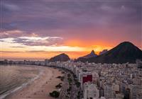 Rio de Janeiro - socha Krista nad mestom bohov - Zvítanie sa s BUBO sprievodcom a odvoz do hotela. Je večer a v Rio to začína žiť! foto: Ľuboš Fellne - 3