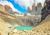 Chile - Patagónia a Veľkonočný ostrov - Náš najkrajší cieľ „Torres“ (veže) a „Cuernos“ (rohy), každé z nich majú tri vrcholy. Foto: Daniela  - 4