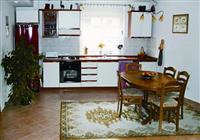 Apartmány Mirna - Dovolenka / zájazdy / cestovanie, Chorvátsko, Gradac, apartmány Mirna 1/4 - kuchyňa - 2