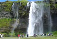 Nejznámější místa Islandu - Vodopád Seljalandsfoss - 2