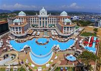 Hotel Litore Resort & Spa - pohled na areál - 4
