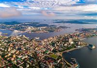Toto je Rusko! - Vladivostok s jeho dominantou, Ruským mostom.
foto: archív BUBO - 4