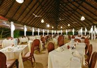 Angaga Island Resort - Hlavní restaurace - 4