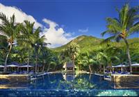 Hilton Seycheles Labriz - bazen v hoteli hilton labriz seychely - 2