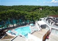 Vespera - pohľad na bazény, hotel Vespera, ostrov Lošinj, Chorvátsko - 3